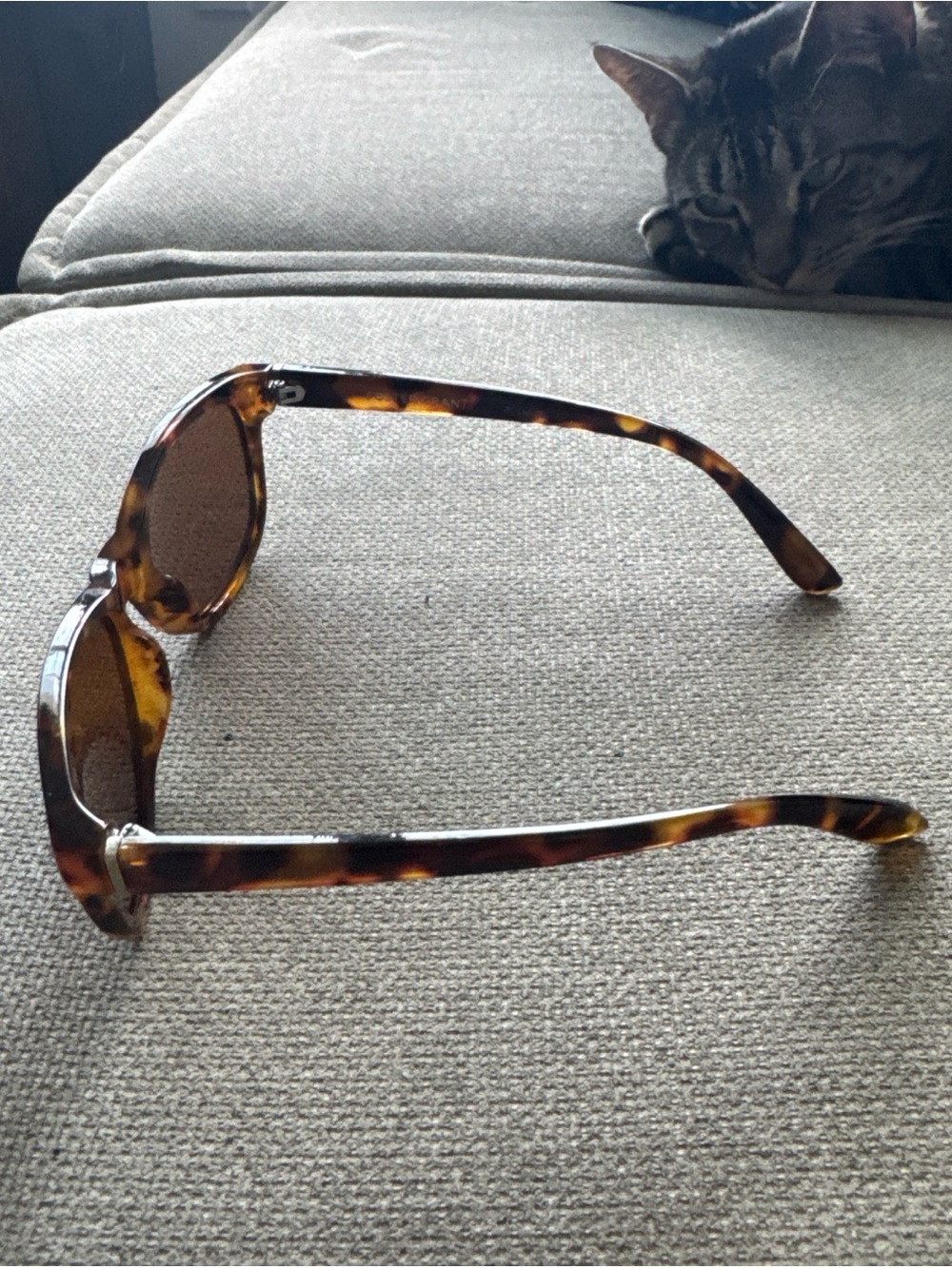 Foster Grant sunglasses - Picture 3 of 4